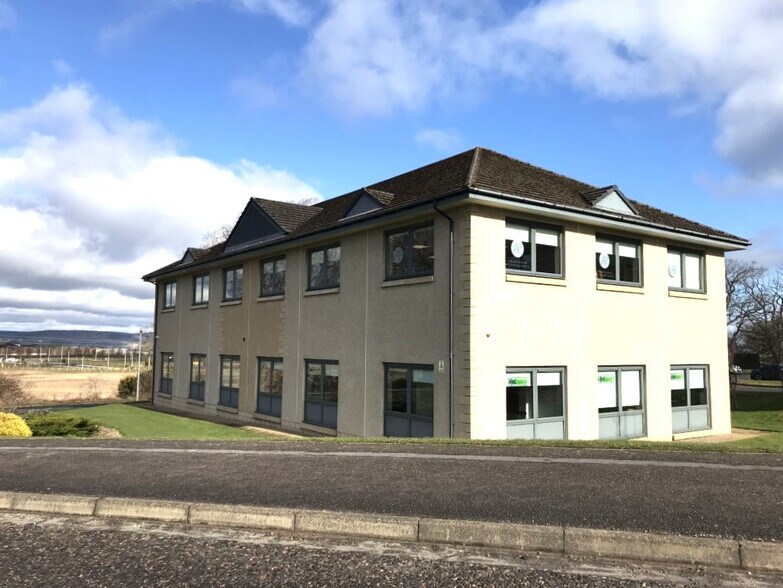 Caulfield Rd, Inverness, IV2 5GH Elm House