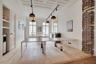 9 Rue Fortuny, Paris for lease Interior Photo- Image 2 of 4