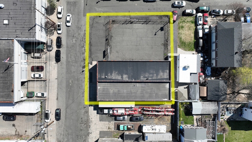 72 Illinois Ave, Paterson, NJ for sale - Building Photo - Image 2 of 15