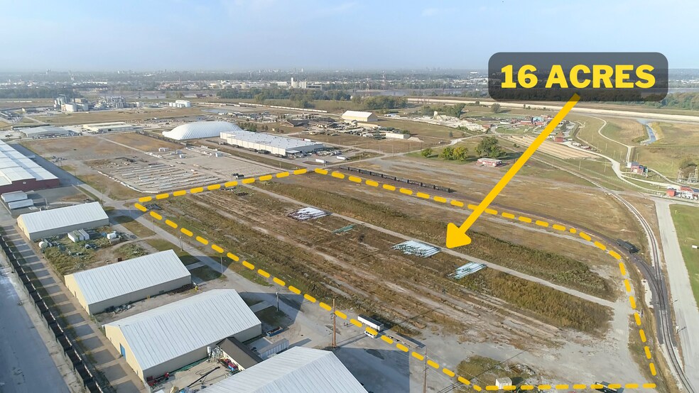 000 4th St, Madison, IL for lease - Aerial - Image 2 of 4