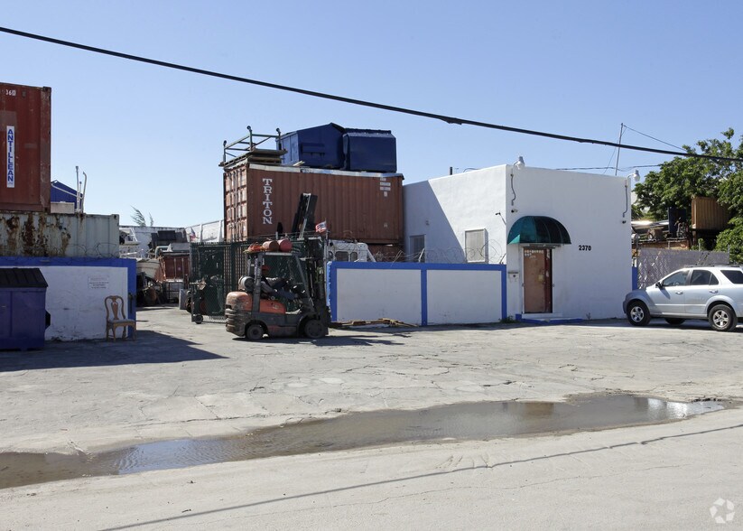 2370 NW 149th St, Opa Locka, FL for sale - Primary Photo - Image 1 of 1