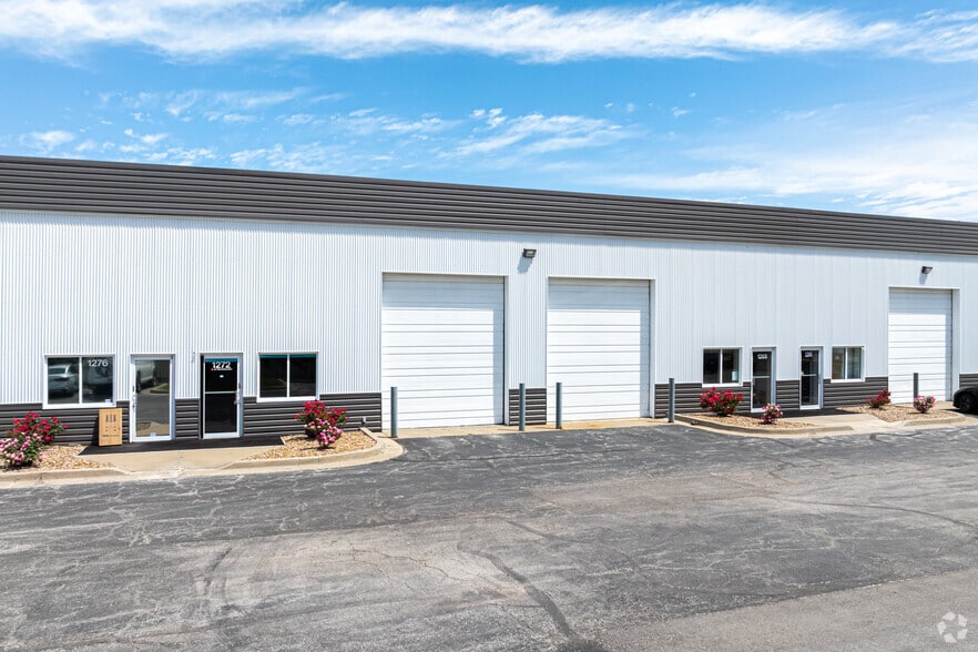 1260-1292 NW Sloan St, Lee's Summit, MO for lease - Building Photo - Image 3 of 7