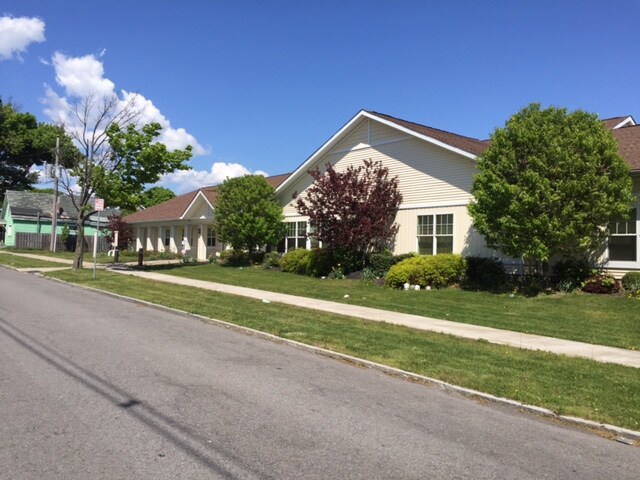 111 Maple St, Buffalo, NY for sale - Building Photo - Image 1 of 1