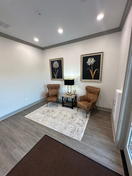 410 Enterprise Dr, Oxford, MS for lease - Interior Photo - Image 3 of 7