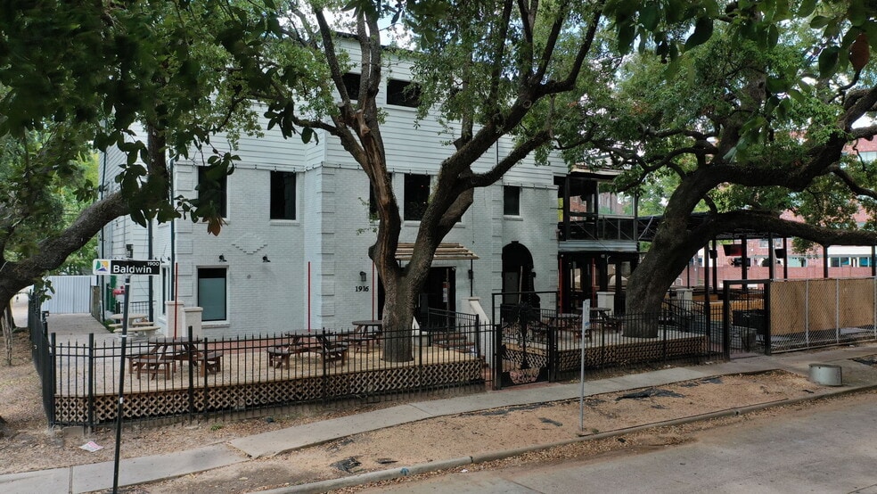 1916 Baldwin St, Houston, TX for sale - Building Photo - Image 2 of 44