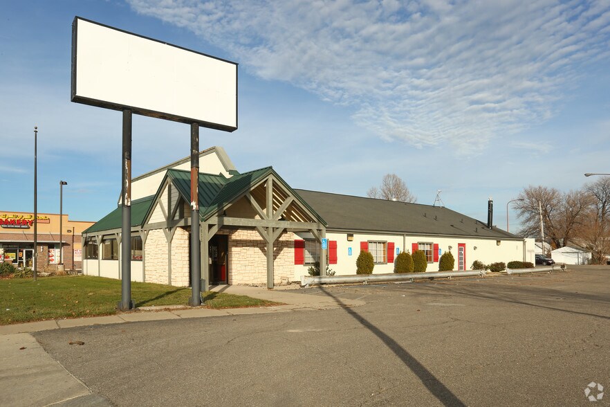 4600 Greenfield Rd, Dearborn, MI 48126