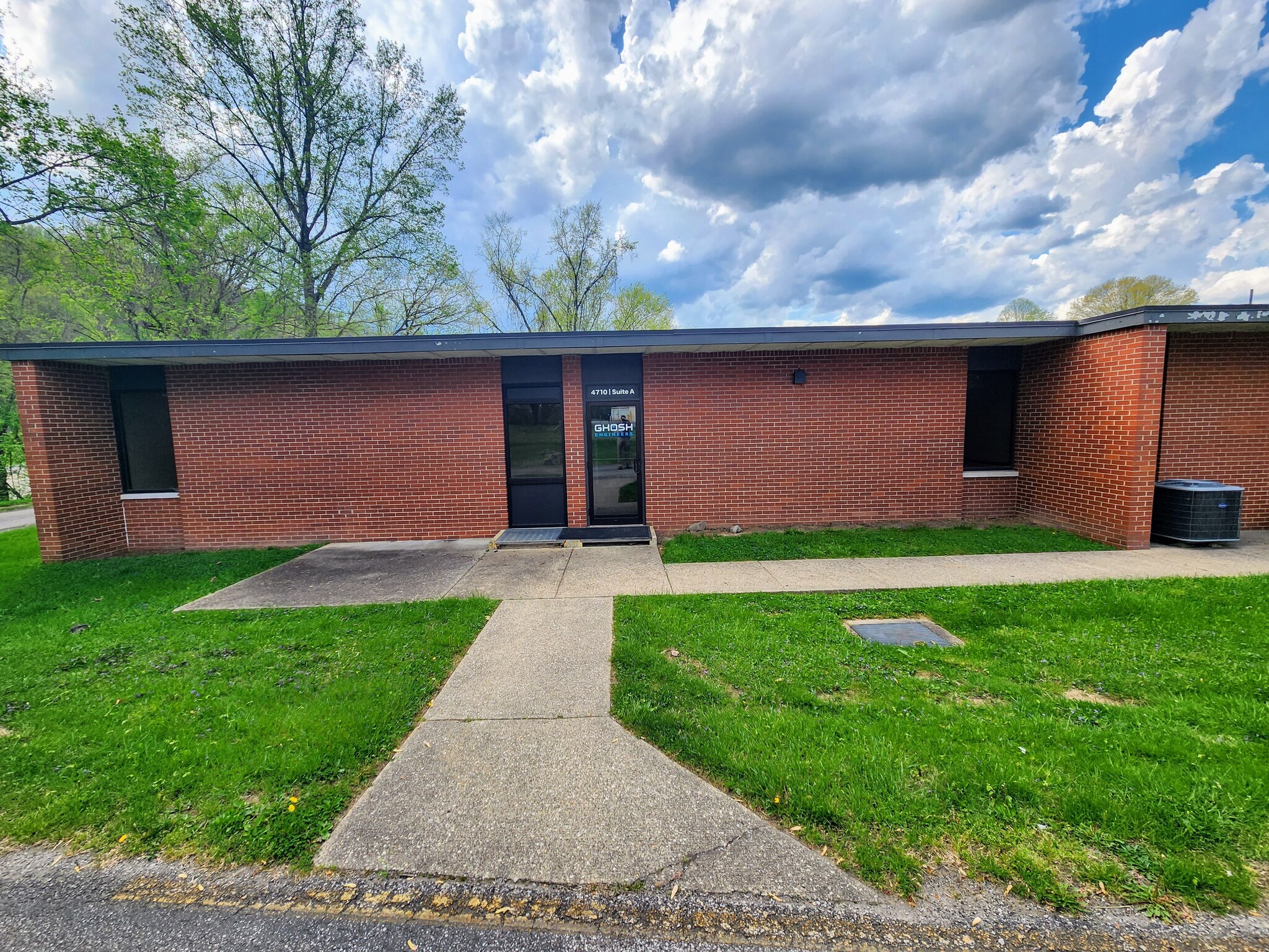 4710 Chimney Dr, Big Chimney, WV for lease Building Photo- Image 1 of 9