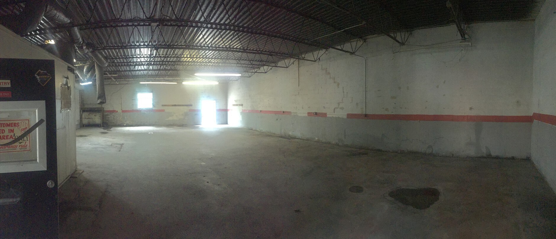 307 Skidmore Rd, Deer Park, NY 11729