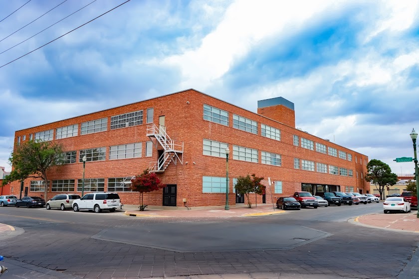 500 W Overland Ave, El Paso, TX for lease - Building Photo - Image 1 of 26