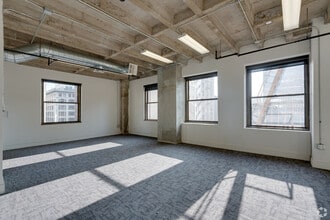 448 S Hill St, Los Angeles, CA for lease Interior Photo- Image 1 of 11
