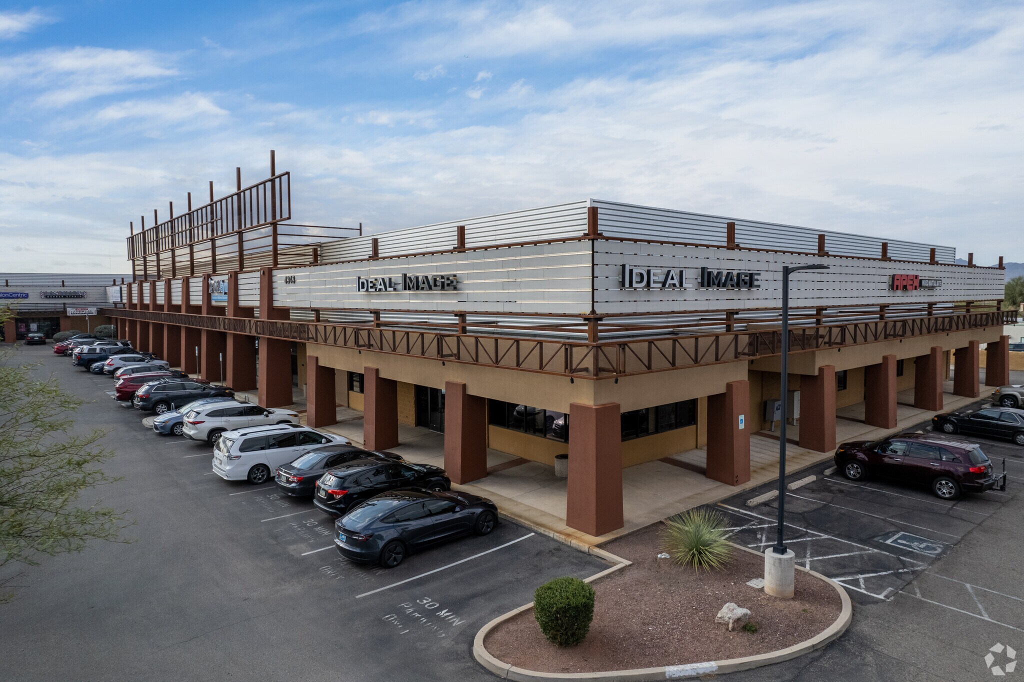 4343 N Oracle Rd, Tucson, AZ for lease Primary Photo- Image 1 of 6