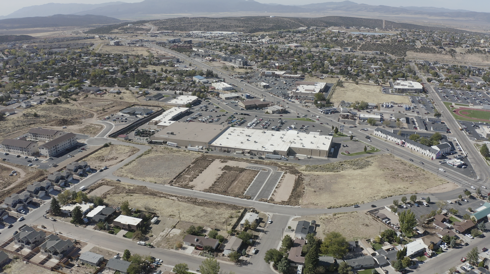 895 S Maple St, Cedar City, UT for sale - Building Photo - Image 3 of 14