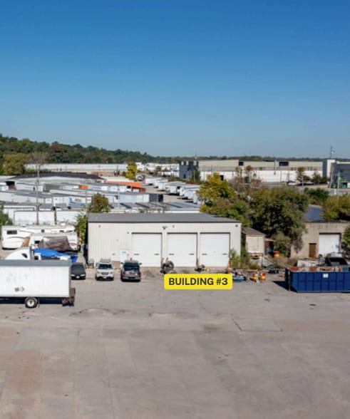 IOS Site on 12.25 Acres with 3 Building portfolio of 3 properties for sale on LoopNet.com - Building Photo - Image 3 of 8