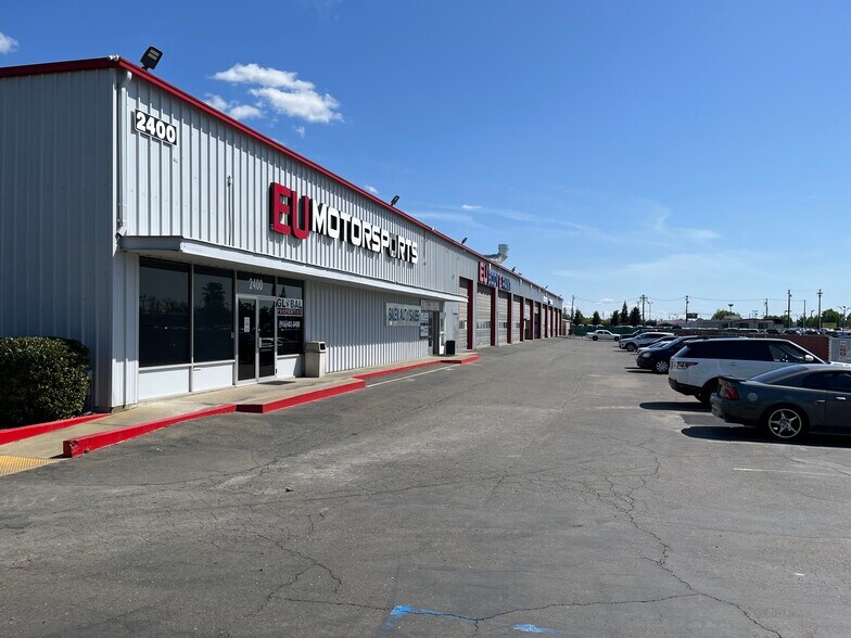 2400 Fulton Ave, Sacramento, CA 95825