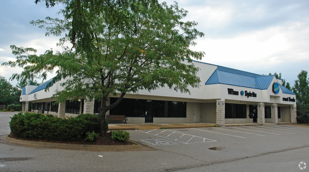 5259 Jersey Ridge Rd, Davenport, IA 52807