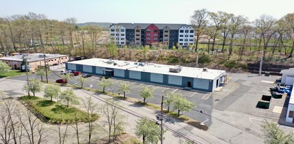19 West St, East Hanover, NJ - AERIAL  map view