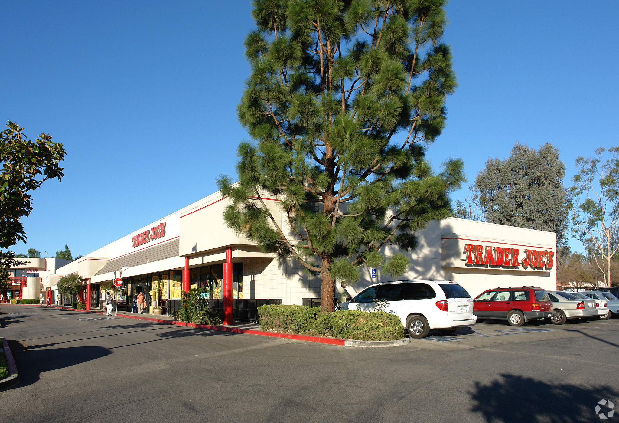 2975 Cochran St, Simi Valley, CA for sale Primary Photo- Image 1 of 1