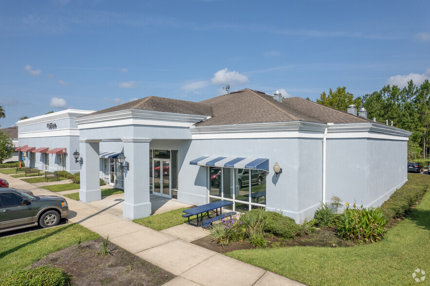 1851 Golden Eagle Way, Fleming Island, FL for sale - Primary Photo - Image 1 of 5