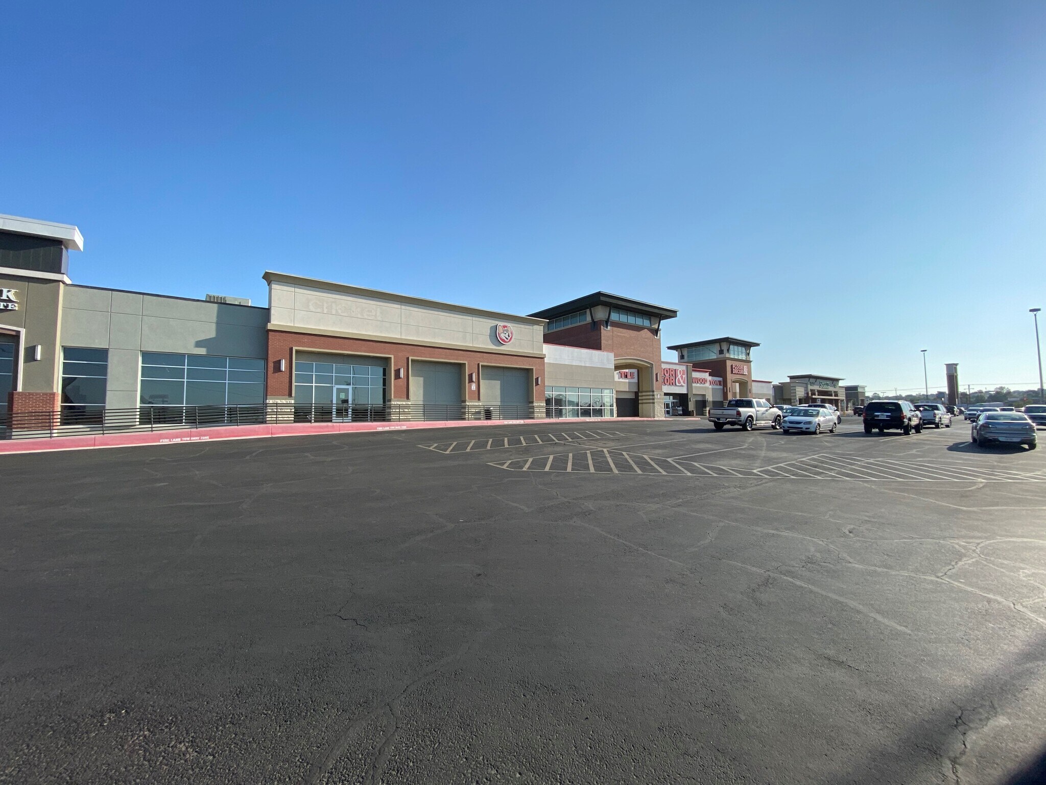 9801 Gateway Blvd W, El Paso, TX for sale Building Photo- Image 1 of 1