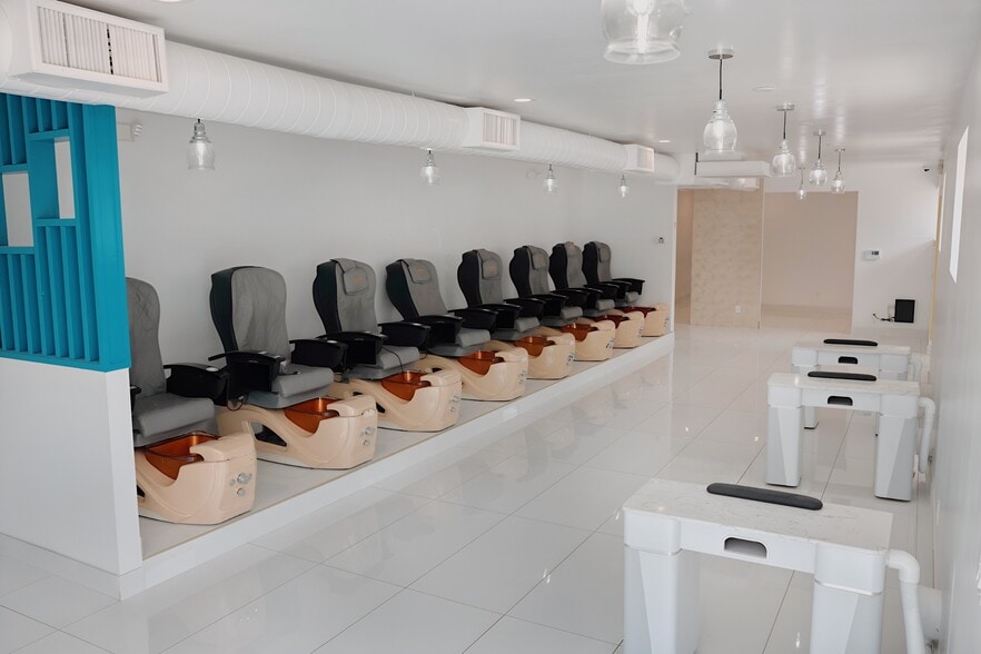 1025 N Central Ave, Phoenix, AZ for lease - Interior Photo - Image 1 of 15