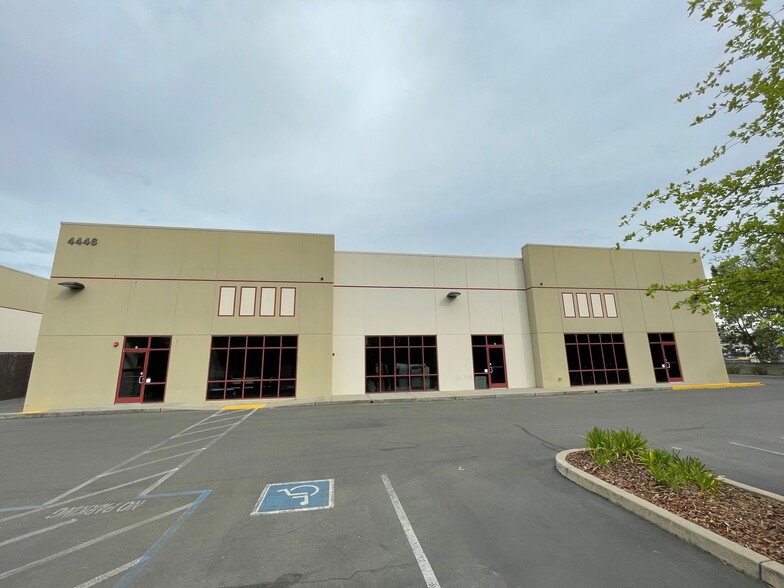 4446 Yankee Hill Rd, Rocklin, CA 95677