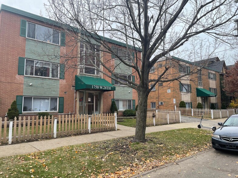 1734-1750 W 28th St, Cleveland, OH for sale - Building Photo - Image 1 of 1