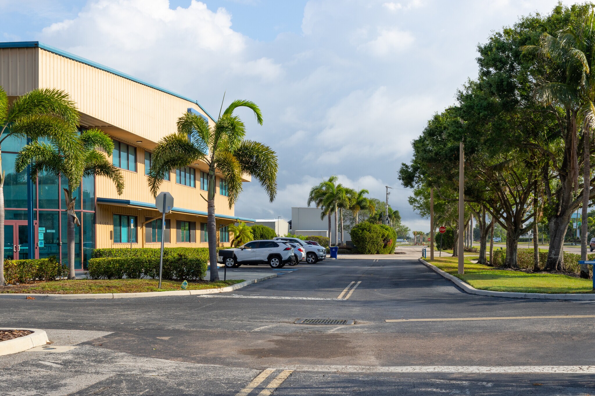 8100 15th St E, Sarasota, FL for sale Building Photo- Image 1 of 1