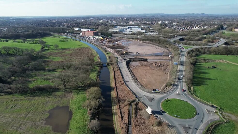Botany Bay, Chorley for lease - Commercial Listing Video - Image 2 of 18