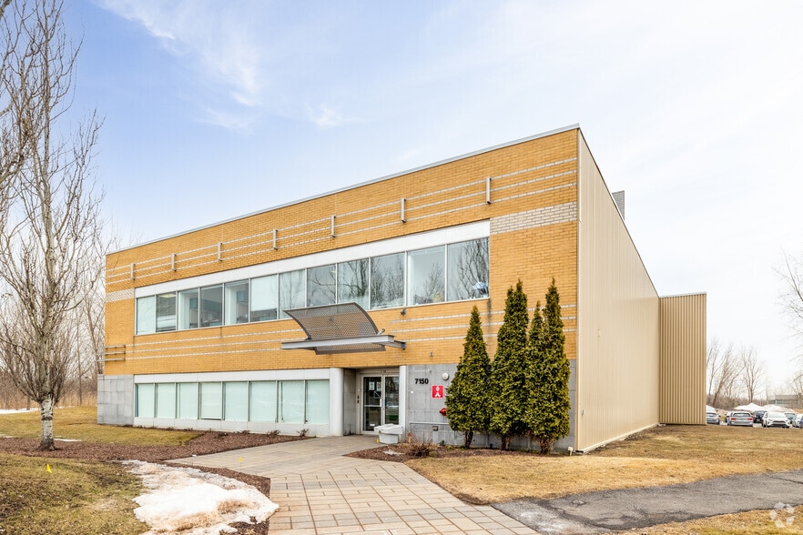 7150 Rue Frederick-Banting, Montréal, QC for lease - Building Photo - Image 1 of 8