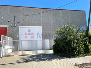 Industrial in Manresa, BAR for lease Building Photo- Image 2 of 6