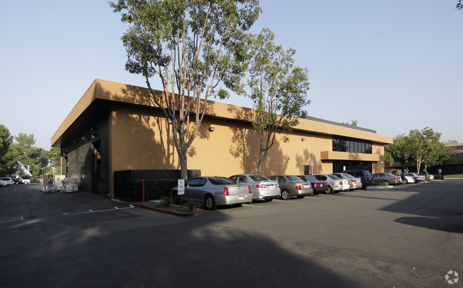 14131 Chambers Rd, Tustin, CA for sale - Building Photo - Image 3 of 6