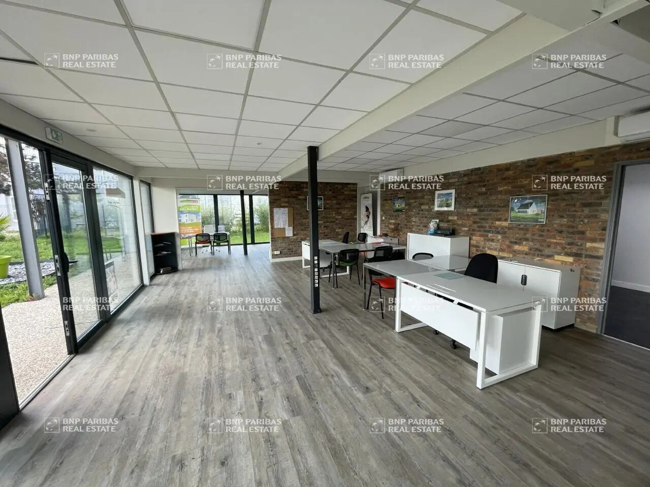 Office in Tours for lease Building Photo- Image 1 of 13