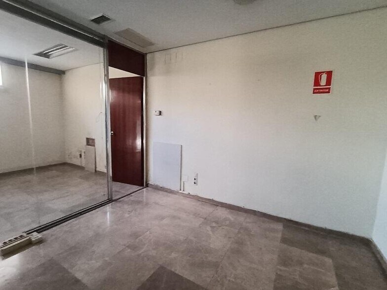 Retail in Córdoba for sale - Building Photo - Image 3 of 4