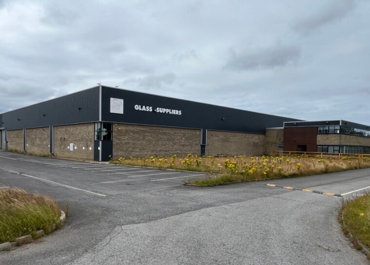 Mill Hl, Peterlee for lease Building Photo- Image 1 of 7