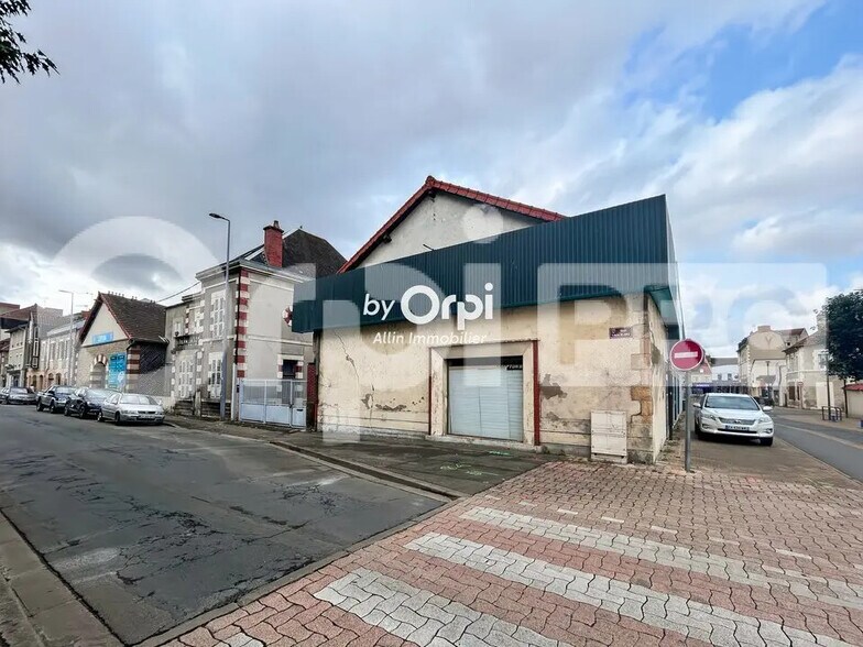 Flex in Montluçon for sale - Building Photo - Image 3 of 10