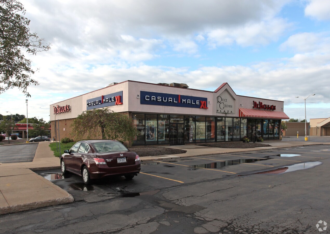 1405 E Ridge Rd, Rochester, NY 14621