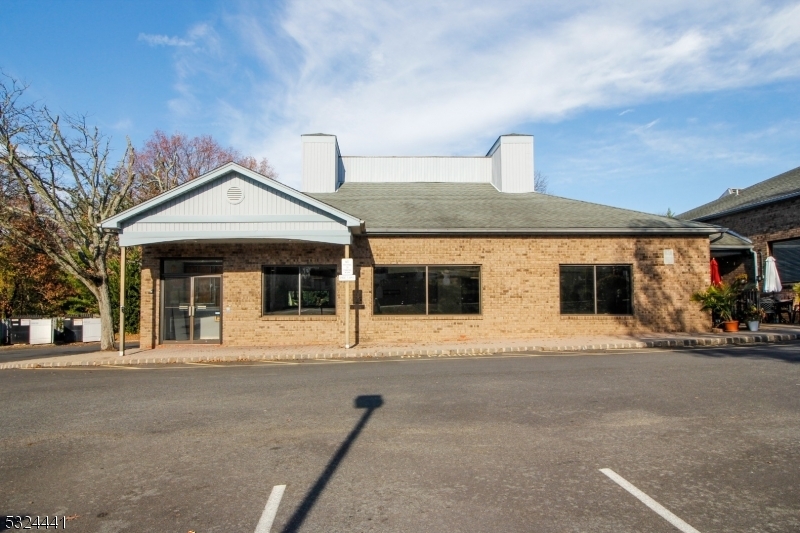 426 Ridgedale Ave, East Hanover, NJ for lease Building Photo- Image 1 of 17