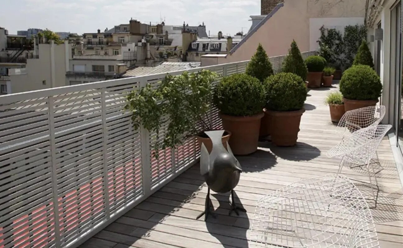 Office in Paris for lease Building Photo- Image 1 of 7