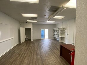 600-606 Seaboard St, Myrtle Beach, SC for lease Interior Photo- Image 2 of 9