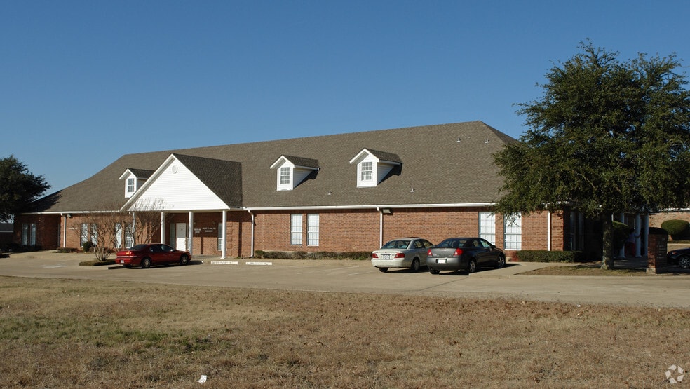 2707 Bolton Boone Dr, DeSoto, TX for sale - Building Photo - Image 3 of 14
