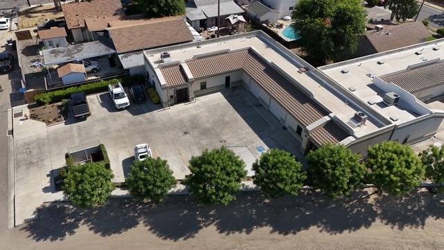 1234 W Murray Ave, Visalia, CA for sale - Primary Photo - Image 1 of 1