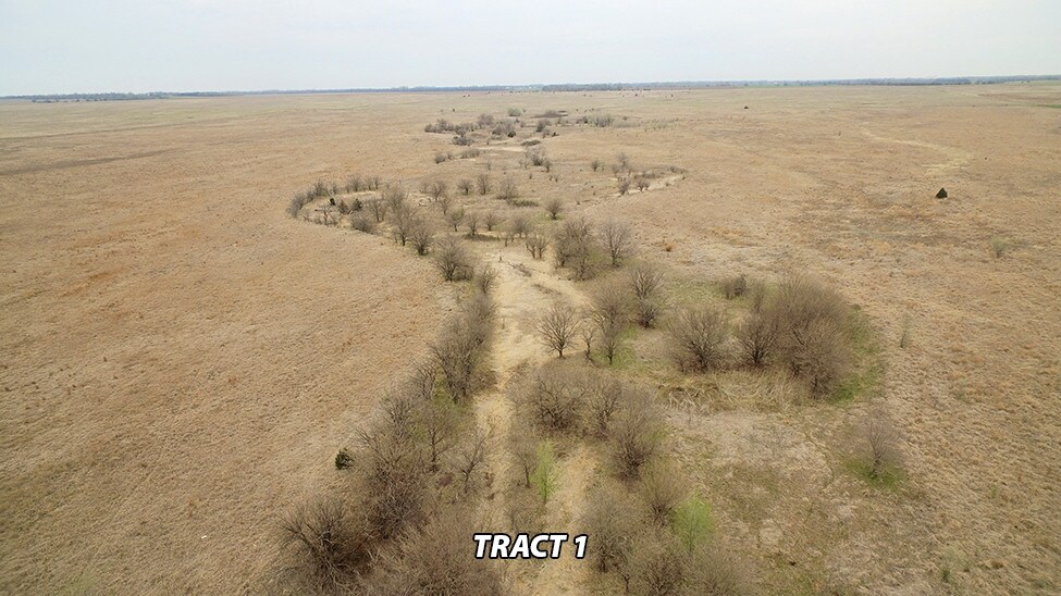 YODER Rd, Pretty Prairie, KS 67570