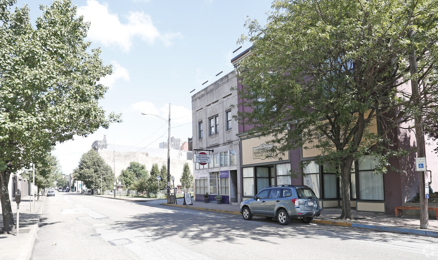 849851 Braddock Ave, Braddock, PA 15104