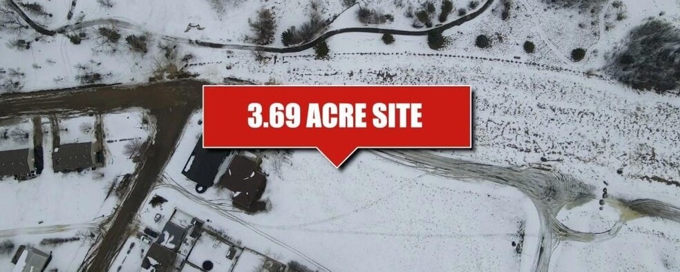 37 Confederation Dr, Weyburn, SK for sale - Aerial - Image 2 of 4