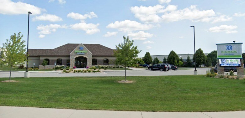 1740 Scheuring Rd, De Pere, WI for sale Primary Photo- Image 1 of 1