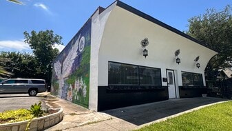 508 Pecore St, Houston TX - Retail Space