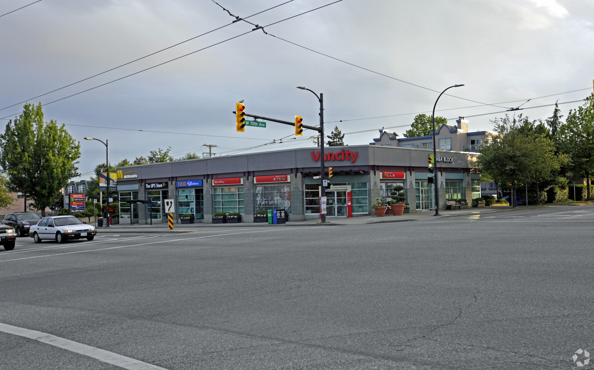 8615-8631 Granville St, Vancouver, BC for lease Primary Photo- Image 1 of 10