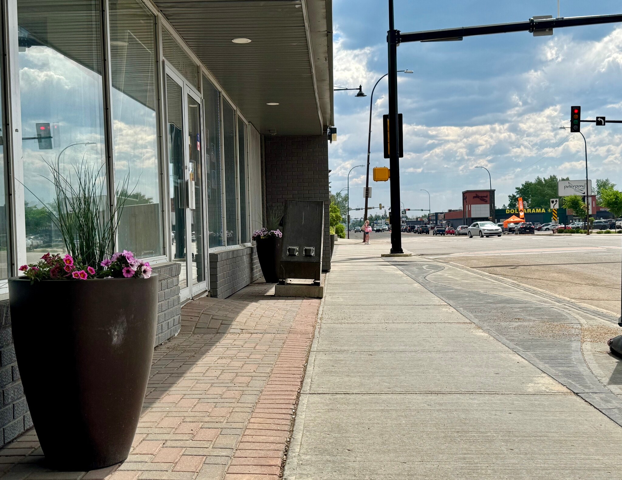 9904 Franklin Ave, Fort McMurray, AB for lease Building Photo- Image 1 of 7