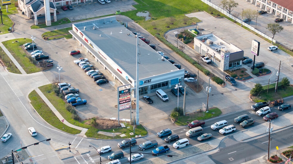 28120 Southwest Fwy, Rosenberg, TX for lease - Building Photo - Image 3 of 4