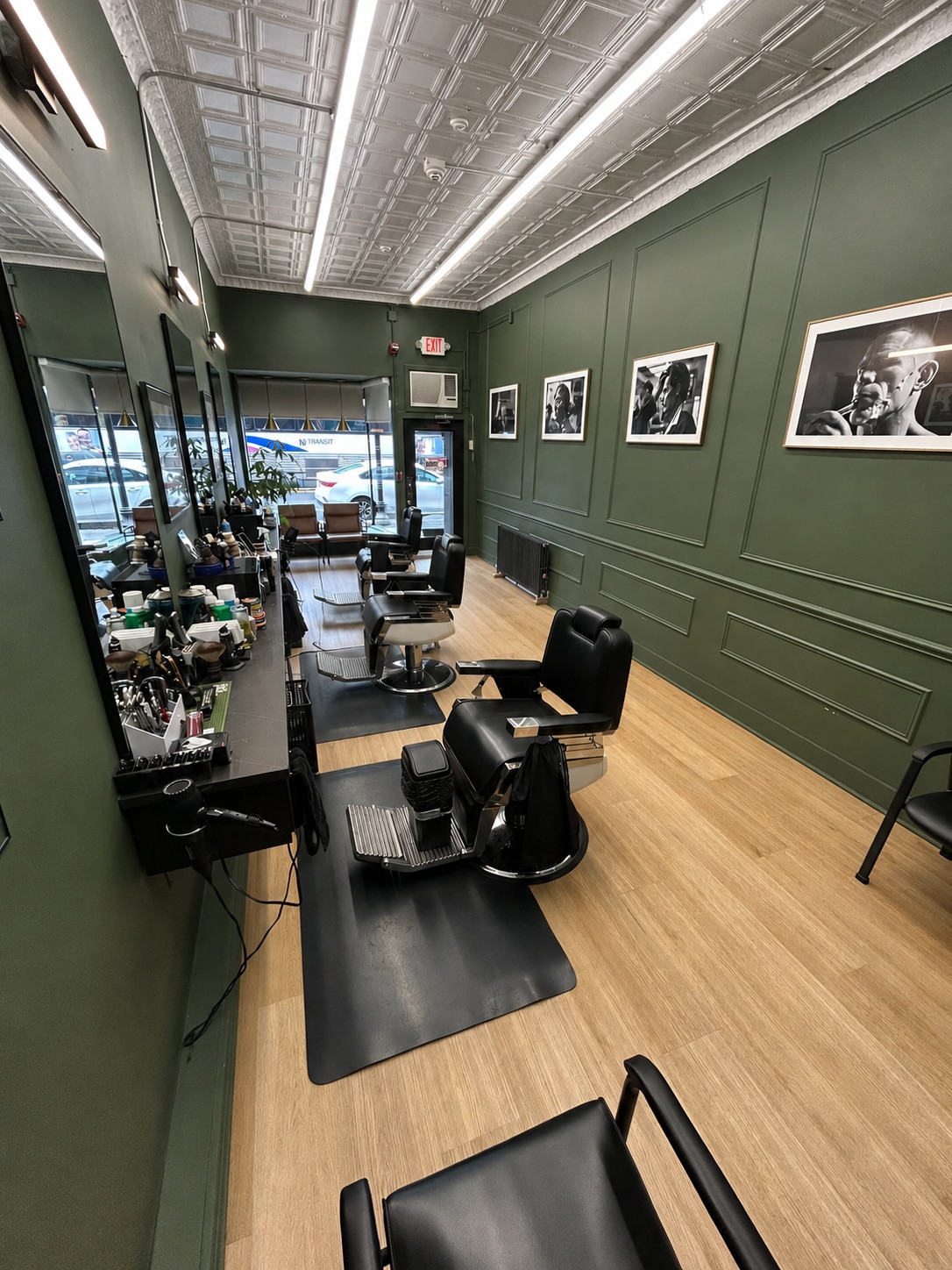 300 Elm Pl, Leonia, NJ for lease Interior Photo- Image 1 of 9